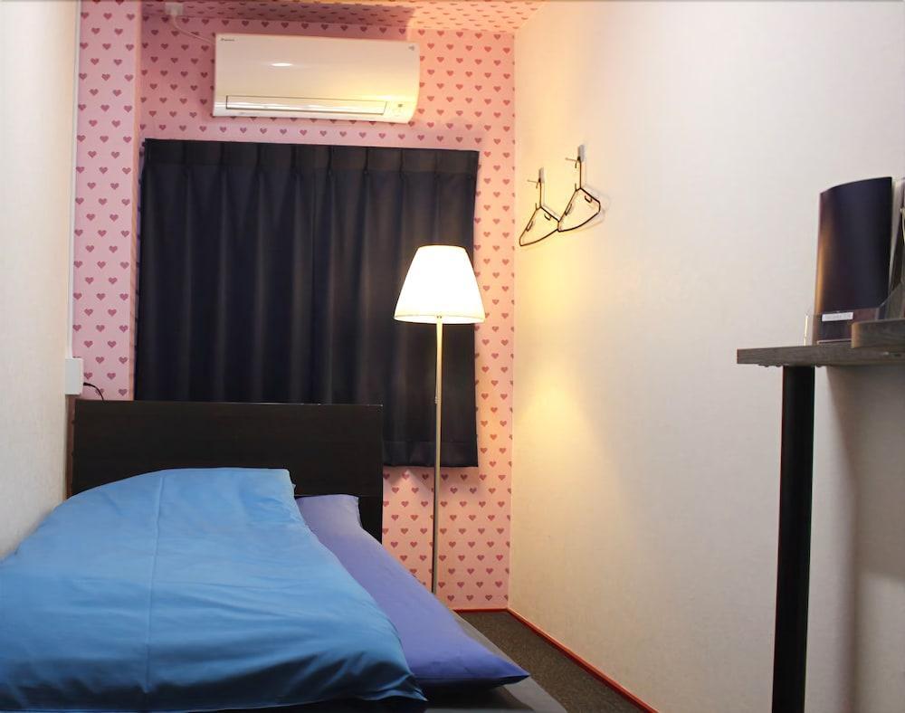 Hotel Sunplaza 2 Annex Oszaka Kültér fotó