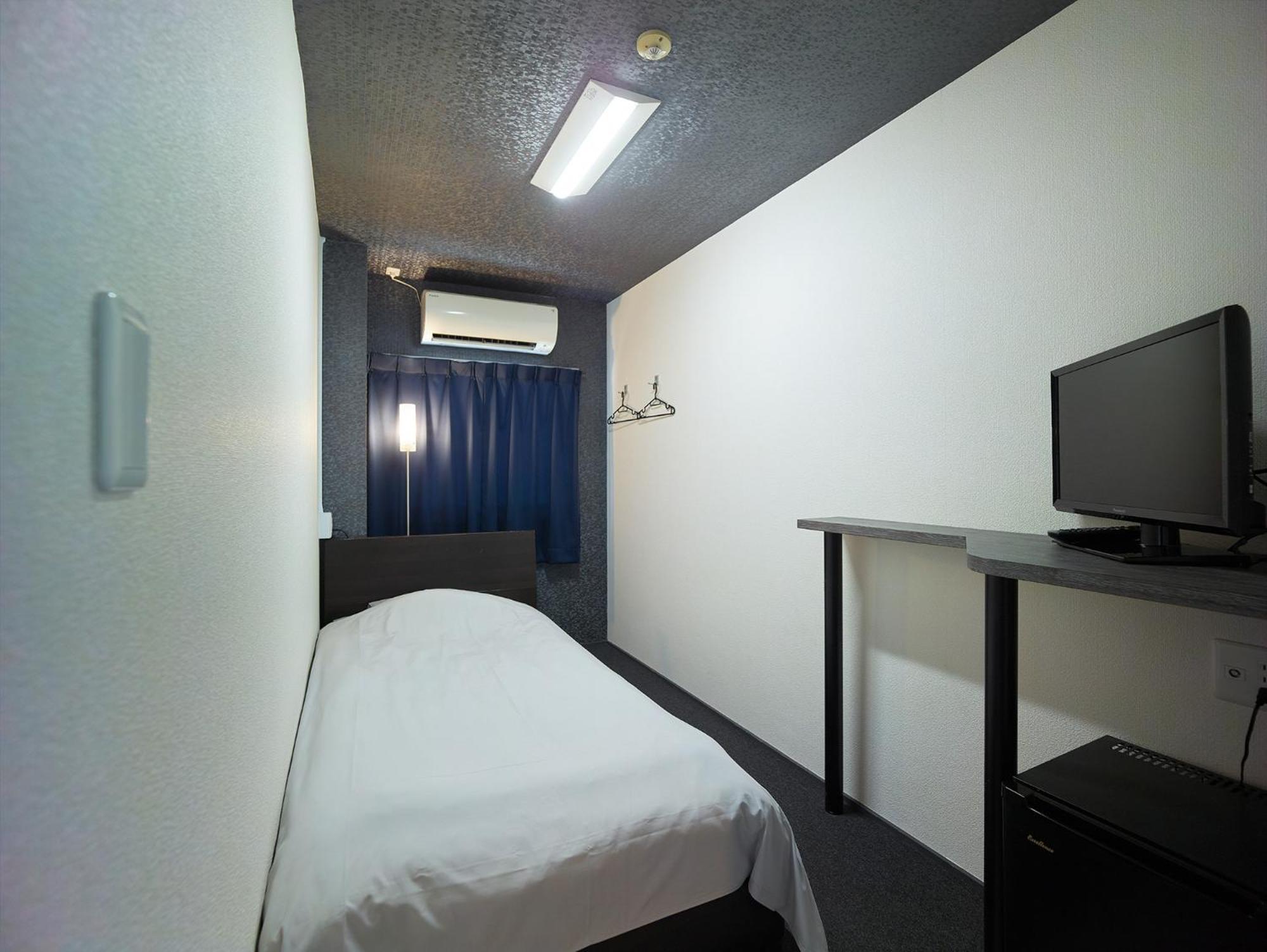 Hotel Sunplaza 2 Annex Oszaka Kültér fotó