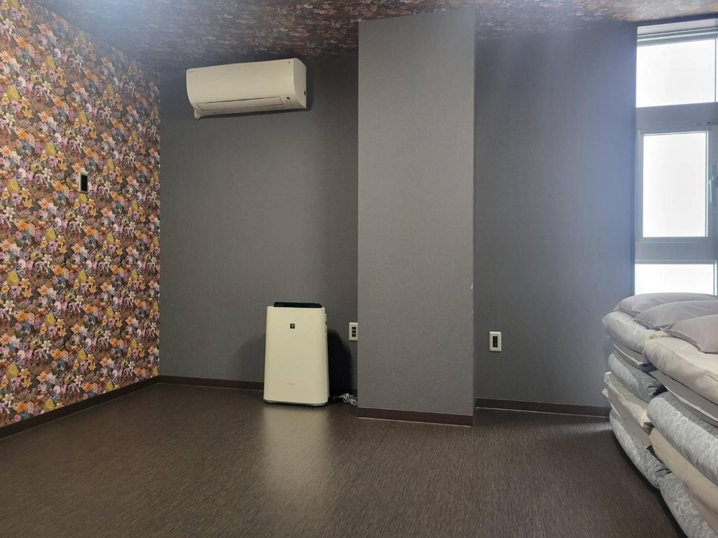 Hotel Sunplaza 2 Annex Oszaka Kültér fotó